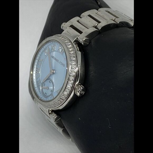 Michael Kors Skylar MK5988 Womens Stainless Steel Analog Dial Quartz Watch MP336 - Picture 4 of 12